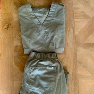 Grey’s Anatomy scrub set